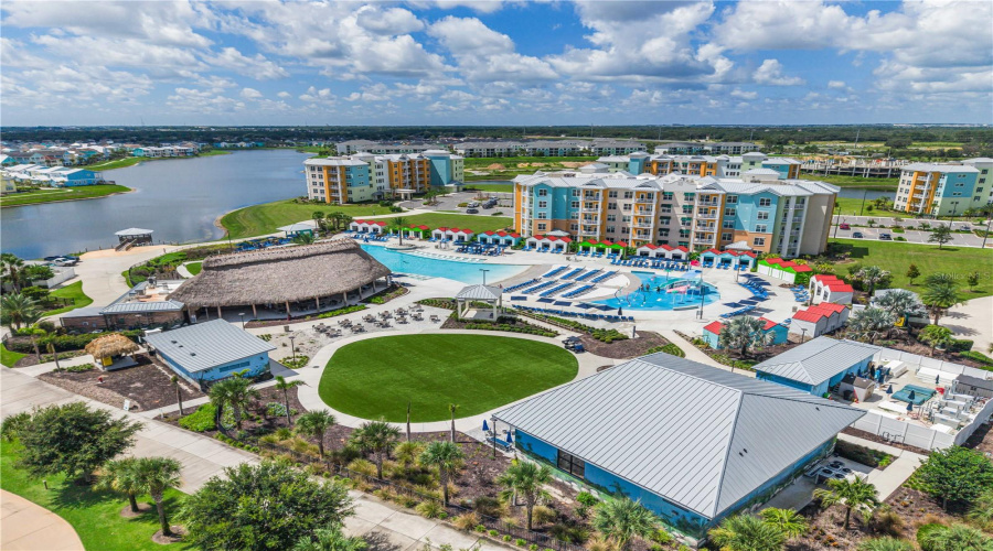 Kissimmee, Florida 34747, 2 Bedroom Bedrooms, ,2 Bathroombathrooms,Residential,For Sale,Sunset Walk,0,Mfrs5155261