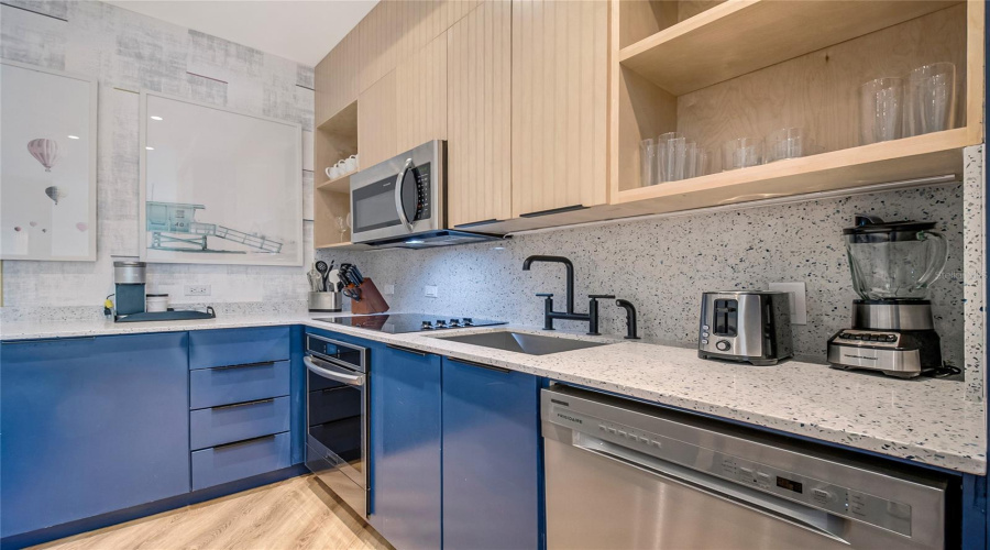 Kissimmee, Florida 34747, 2 Bedroom Bedrooms, ,2 Bathroombathrooms,Residential,For Sale,Sunset Walk,0,Mfrs5155261