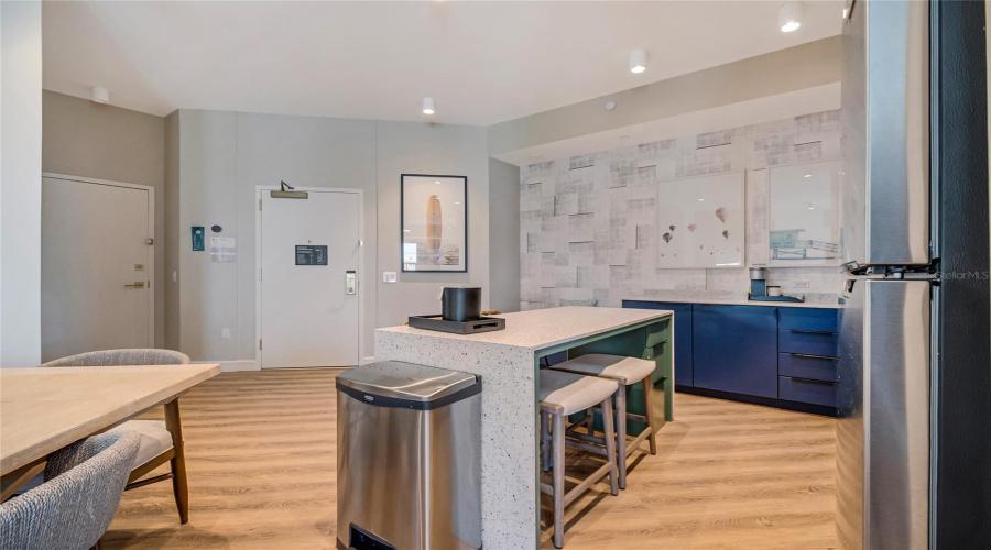 Kissimmee, Florida 34747, 2 Bedroom Bedrooms, ,2 Bathroombathrooms,Residential,For Sale,Sunset Walk,0,Mfrs5155261