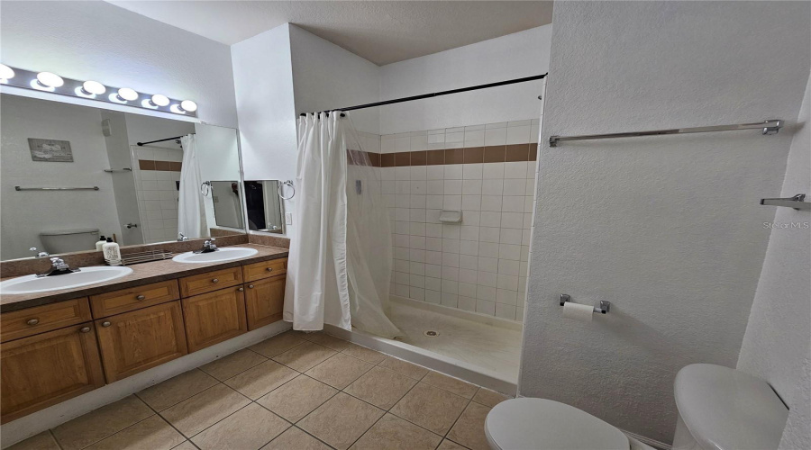 Davenport, Florida 33896, 4 Bedroom Bedrooms, ,2 Bathroombathrooms,Residential,For Sale,Terrace Ridge,0,Mfro6407367