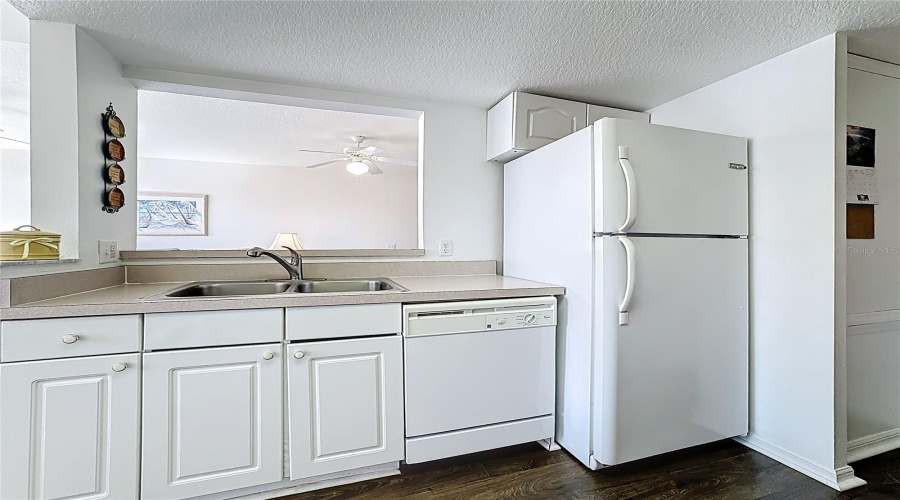 Davenport, Florida 33897, 4 Bedroom Bedrooms, ,3 Bathroombathrooms,Residential,For Sale,Orchid,0,Mfro6389226