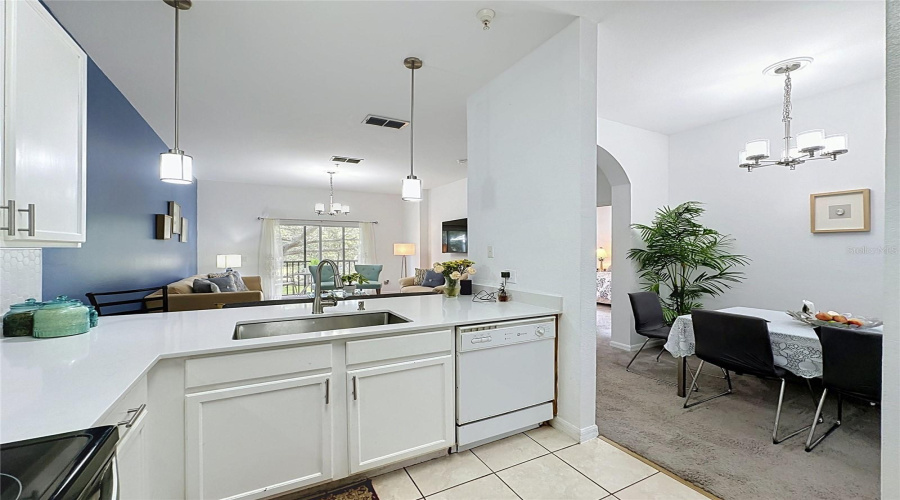 Kitchen / Dining