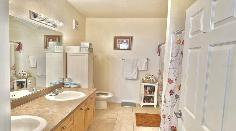 Davenport, Florida 33896, 2 Bedroom Bedrooms, ,2 Bathroombathrooms,Residential,For Sale,Terrace Ridge,0,Mfro6437783