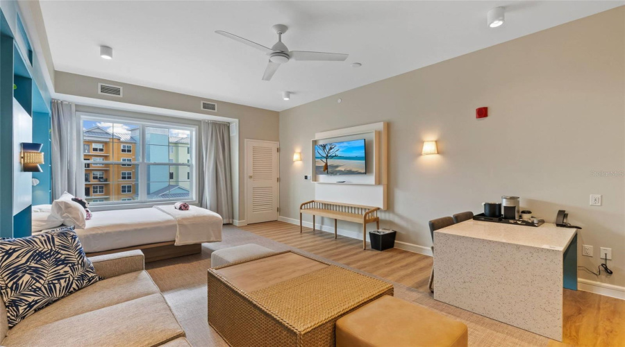 Kissimmee, Florida 34747, 2 Bedroom Bedrooms, ,2 Bathroombathrooms,Residential,For Sale,Sunset Walk,0,Mfrs5152204