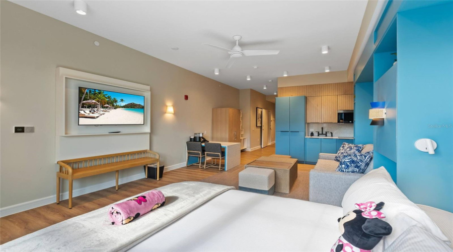 Kissimmee, Florida 34747, 2 Bedroom Bedrooms, ,2 Bathroombathrooms,Residential,For Sale,Sunset Walk,0,Mfrs5152204