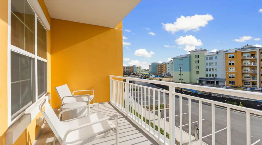 Kissimmee, Florida 34747, 2 Bedroom Bedrooms, ,2 Bathroombathrooms,Residential,For Sale,Sunset Walk,0,Mfrs5152204