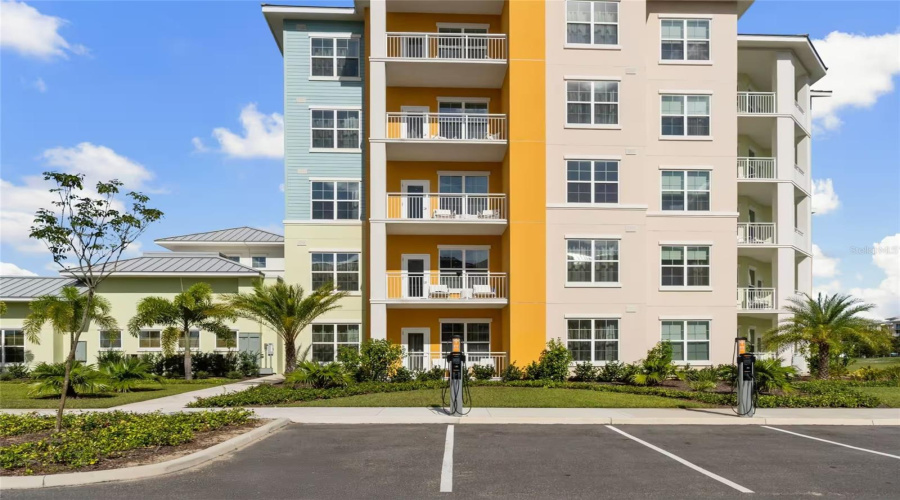 Kissimmee, Florida 34747, 2 Bedroom Bedrooms, ,2 Bathroombathrooms,Residential,For Sale,Sunset Walk,0,Mfrs5152204