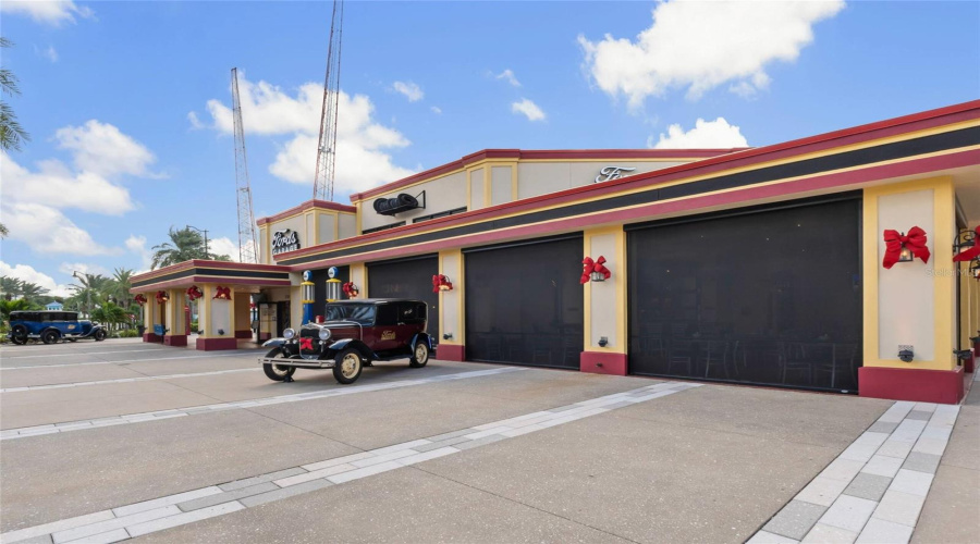 Kissimmee, Florida 34747, 2 Bedroom Bedrooms, ,2 Bathroombathrooms,Residential,For Sale,Sunset Walk,0,Mfrs5152204