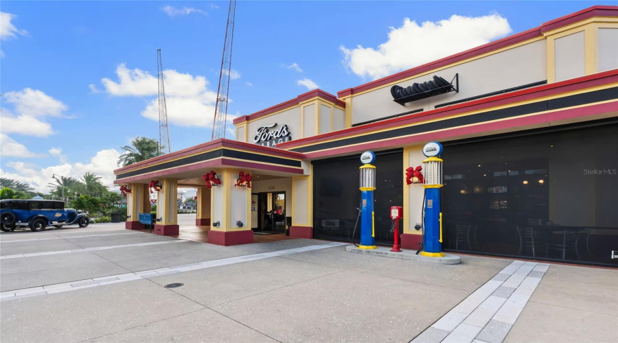 Kissimmee, Florida 34747, 2 Bedroom Bedrooms, ,2 Bathroombathrooms,Residential,For Sale,Sunset Walk,0,Mfrs5152204