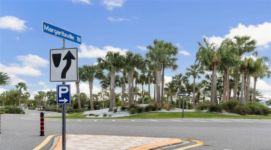 Kissimmee, Florida 34747, 2 Bedroom Bedrooms, ,2 Bathroombathrooms,Residential,For Sale,Sunset Walk,0,Mfrs5152204