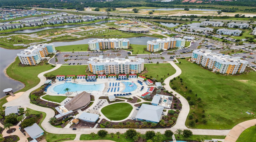 Kissimmee, Florida 34747, 2 Bedroom Bedrooms, ,2 Bathroombathrooms,Residential,For Sale,Sunset Walk,0,Mfrs5152204
