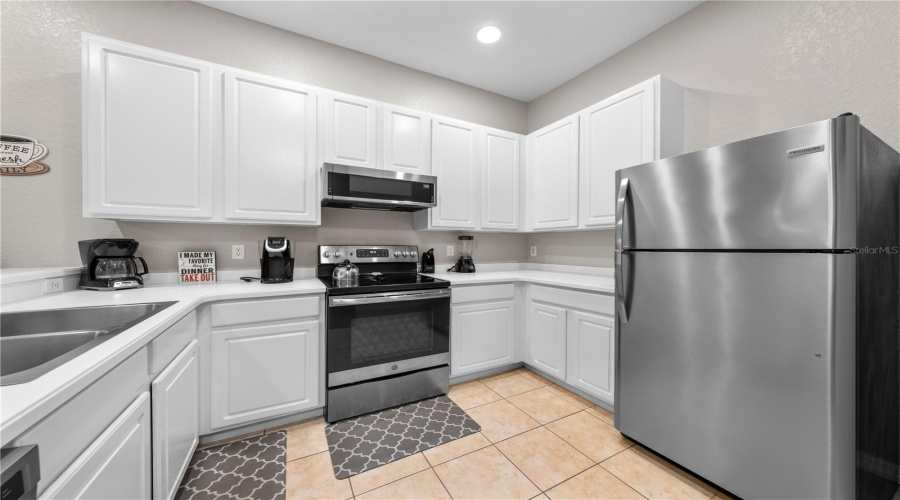 Davenport, Florida 33897, 3 Bedroom Bedrooms, ,2 Bathroombathrooms,Residential,For Sale,New Providence,0,Mfrs5156460