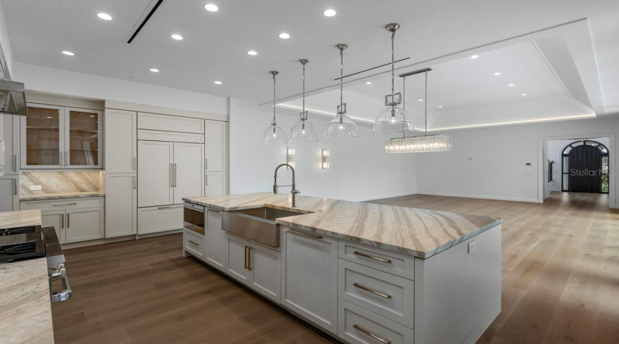 Golden Oak, Florida 32836, 4 Bedroom Bedrooms, ,4 Bathroombathrooms,Residential,For Sale,Winter Sparkle,0,Mfro6276187