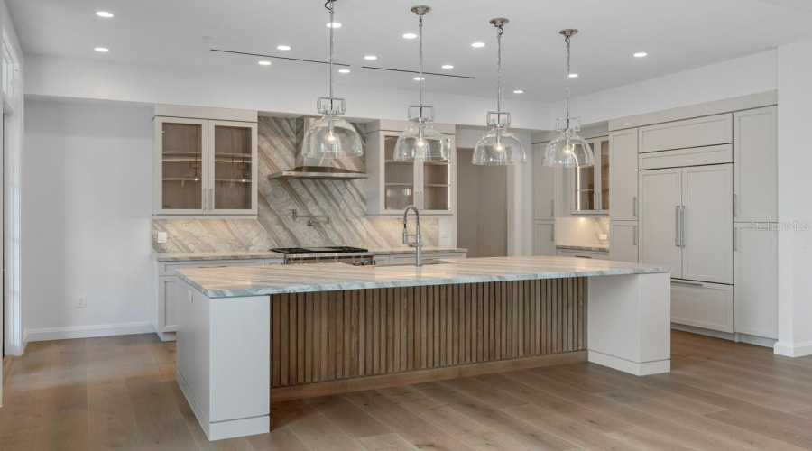Golden Oak, Florida 32836, 4 Bedroom Bedrooms, ,4 Bathroombathrooms,Residential,For Sale,Winter Sparkle,0,Mfro6276187