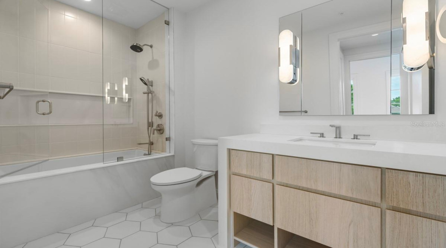 Golden Oak, Florida 32836, 4 Bedroom Bedrooms, ,4 Bathroombathrooms,Residential,For Sale,Winter Sparkle,0,Mfro6276187