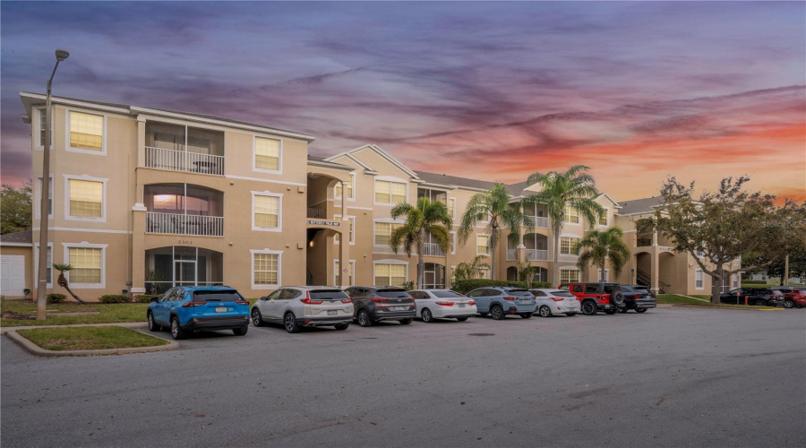 Kissimmee, Florida 34747, 3 Bedroom Bedrooms, ,2 Bathroombathrooms,Residential,For Sale,Butterfly Palm Way,0,Mfro6419689