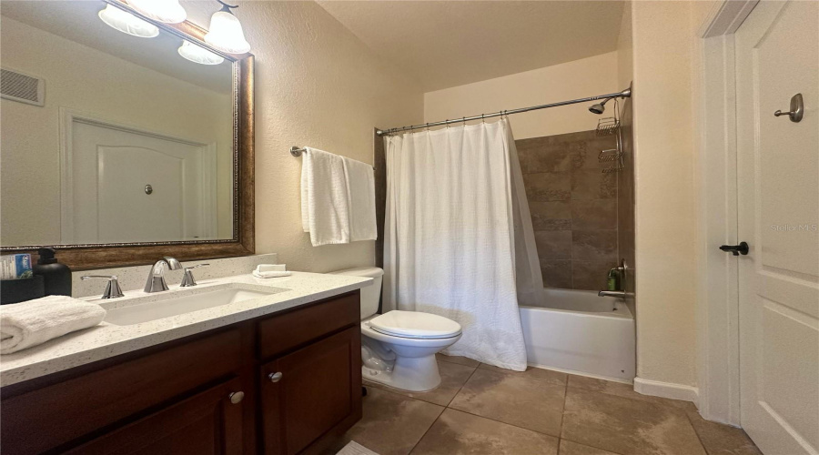 Davenport, Florida 33897, 3 Bedroom Bedrooms, ,3 Bathroombathrooms,Residential,For Sale,Charo,0,Mfrs5142028