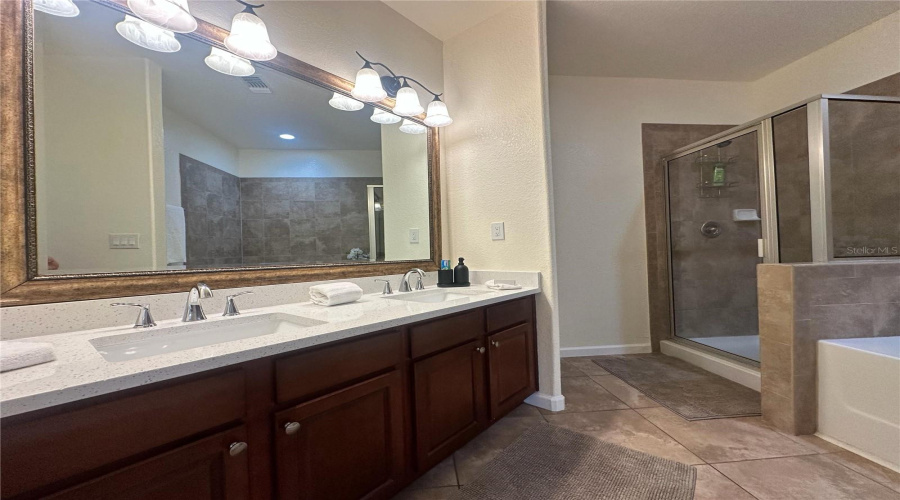 Davenport, Florida 33897, 3 Bedroom Bedrooms, ,3 Bathroombathrooms,Residential,For Sale,Charo,0,Mfrs5142028