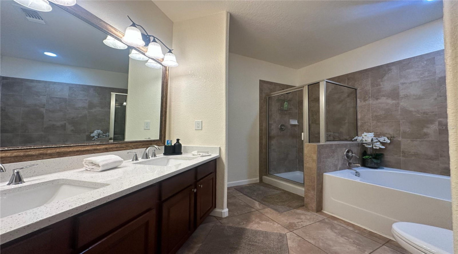 Davenport, Florida 33897, 3 Bedroom Bedrooms, ,3 Bathroombathrooms,Residential,For Sale,Charo,0,Mfrs5142028