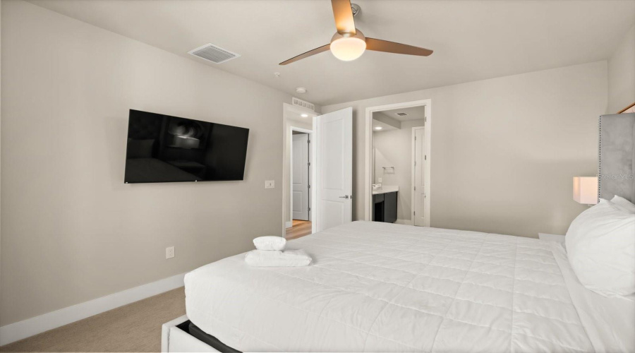 Kissimmee, Florida 34747, 5 Bedroom Bedrooms, ,4 Bathroombathrooms,Residential,For Sale,Sandy Ridge,0,Mfro6403854