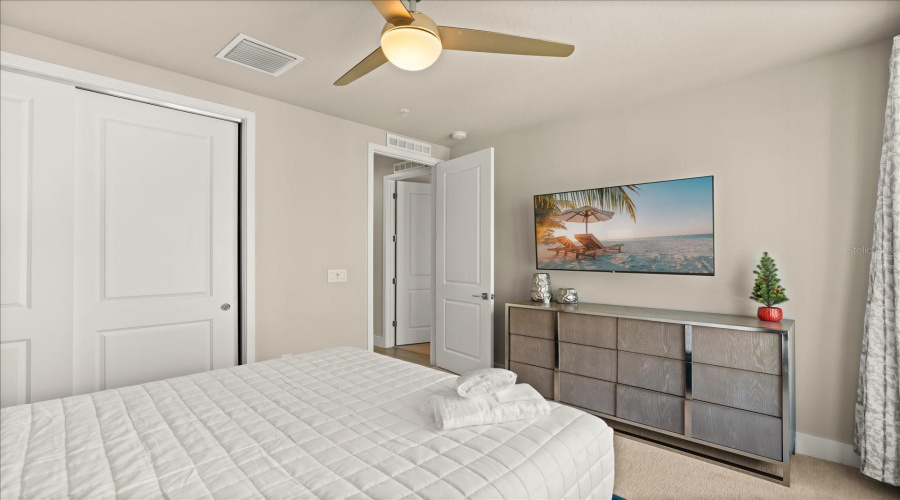 Kissimmee, Florida 34747, 5 Bedroom Bedrooms, ,4 Bathroombathrooms,Residential,For Sale,Sandy Ridge,0,Mfro6403854