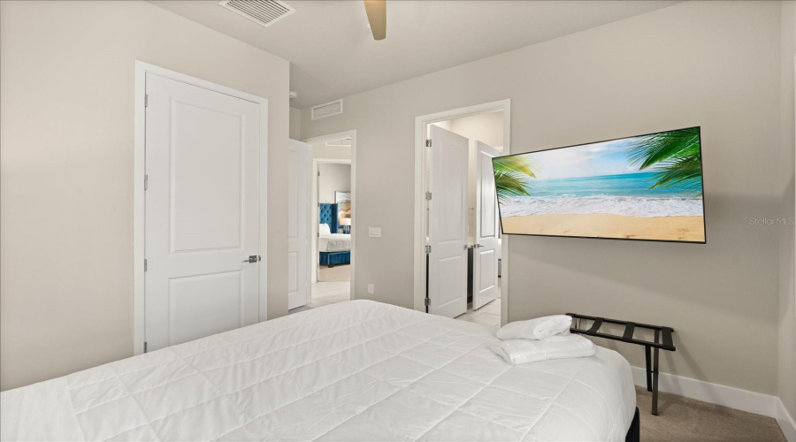Kissimmee, Florida 34747, 5 Bedroom Bedrooms, ,4 Bathroombathrooms,Residential,For Sale,Sandy Ridge,0,Mfro6403854