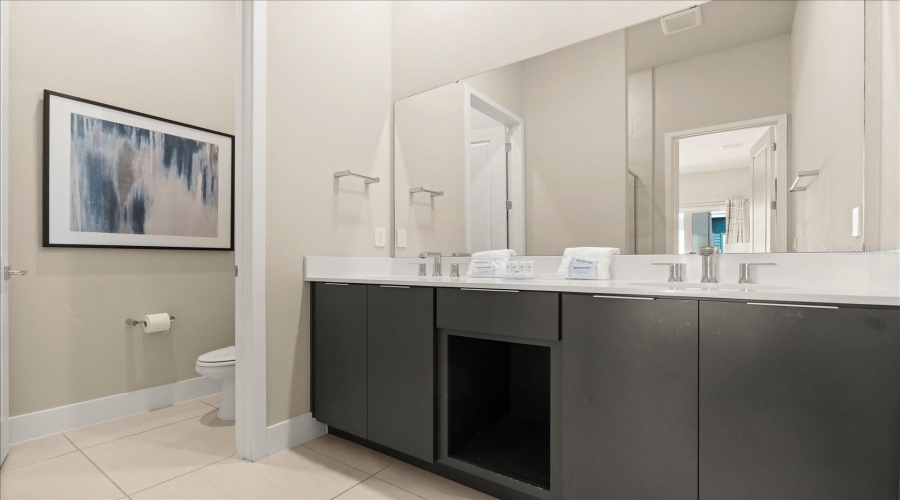 Kissimmee, Florida 34747, 5 Bedroom Bedrooms, ,4 Bathroombathrooms,Residential,For Sale,Sandy Ridge,0,Mfro6403854