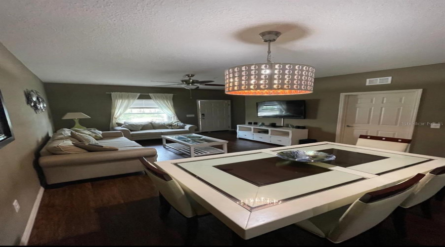 Kissimmee, Florida 34747, 3 Bedroom Bedrooms, ,2 Bathroombathrooms,Residential,For Sale,Shine,0,Mfro6383458