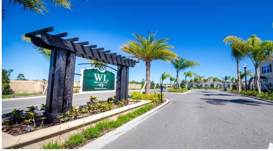 Kissimmee, Florida 34747, 3 Bedroom Bedrooms, ,2 Bathroombathrooms,Residential,For Sale,Shine,0,Mfro6383458