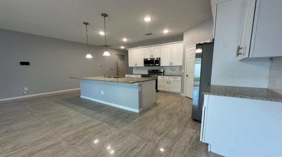 Davenport, Florida 33837, 4 Bedroom Bedrooms, ,2 Bathroombathrooms,Residential,For Sale,Murphy,0,Mfrs5153257