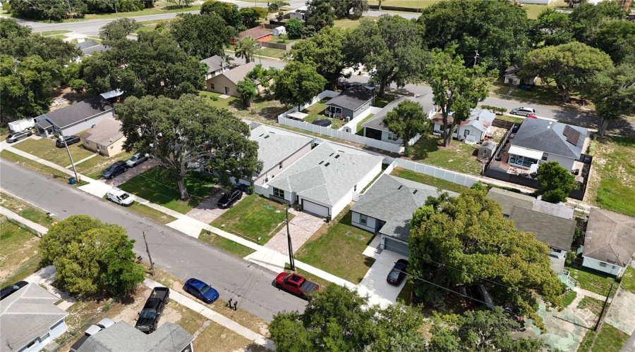 Davenport, Florida 33837, 4 Bedroom Bedrooms, ,2 Bathroombathrooms,Residential,For Sale,Murphy,0,Mfrs5153257