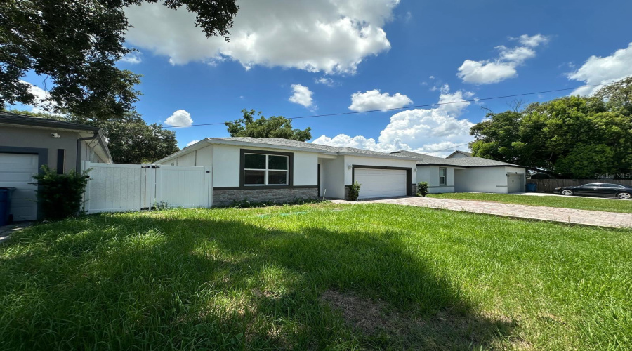 Davenport, Florida 33837, 4 Bedroom Bedrooms, ,2 Bathroombathrooms,Residential,For Sale,Murphy,0,Mfrs5153257