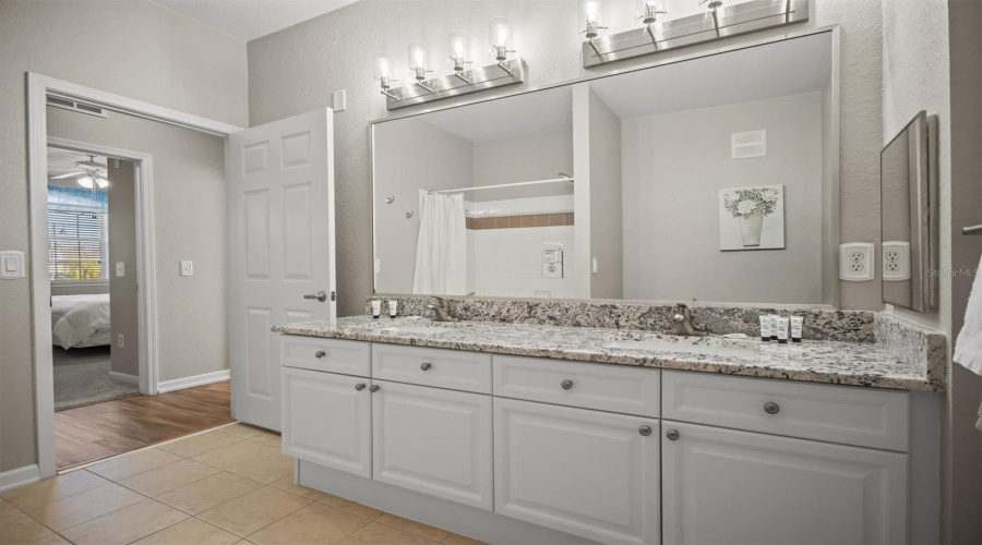 Davenport, Florida 33896, 3 Bedroom Bedrooms, ,2 Bathroombathrooms,Residential,For Sale,Terrace Ridge,0,Mfrp4937105