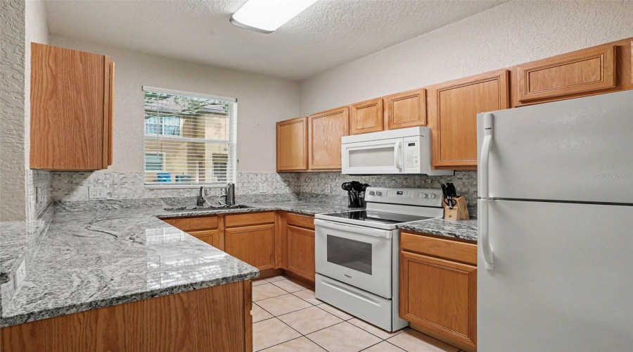 Davenport, Florida 33897, 3 Bedroom Bedrooms, ,3 Bathroombathrooms,Residential,For Sale,Cambria,0,Mfrtb8546643