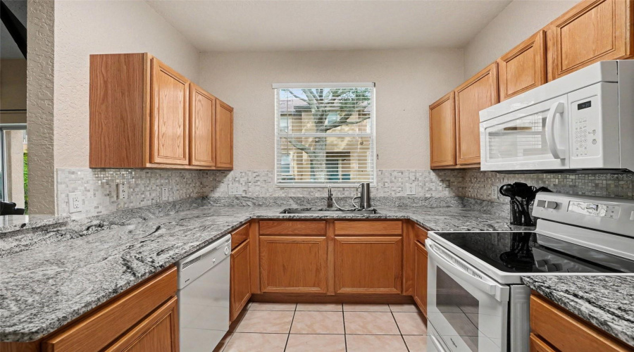 Davenport, Florida 33897, 3 Bedroom Bedrooms, ,3 Bathroombathrooms,Residential,For Sale,Cambria,0,Mfrtb8546643