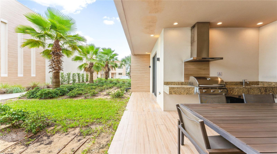 Kissimmee, Florida 34747, 4 Bedroom Bedrooms, ,4 Bathroombathrooms,Residential,For Sale,Rockefeller,0,Mfro6435985