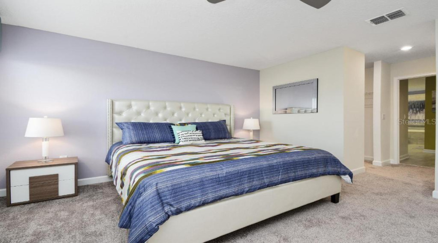 Davenport, Florida 33896, 6 Bedroom Bedrooms, ,5 Bathroombathrooms,Residential,For Sale,Mulligan,0,Mfro6440532