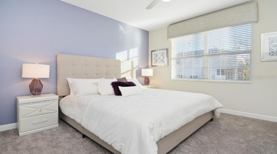 Davenport, Florida 33896, 6 Bedroom Bedrooms, ,5 Bathroombathrooms,Residential,For Sale,Mulligan,0,Mfro6440532