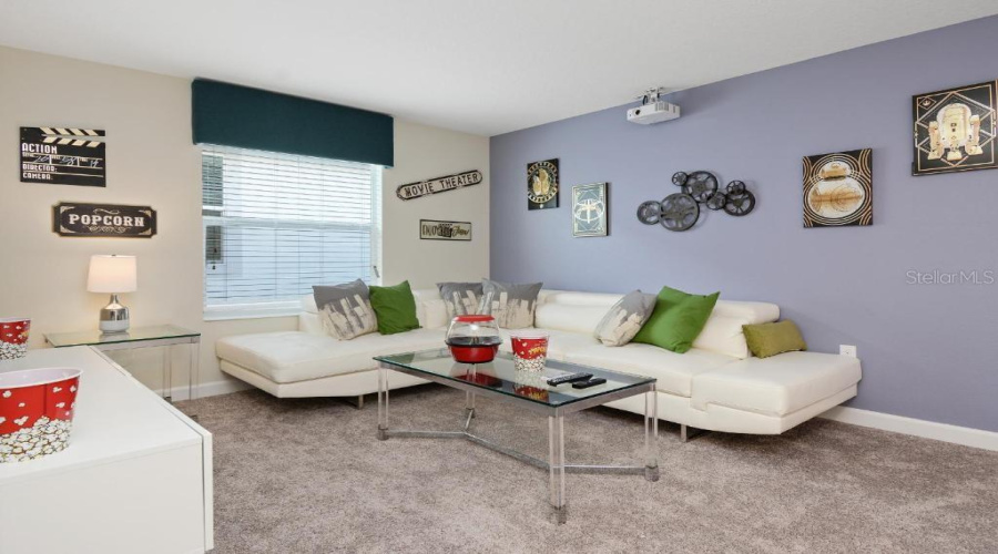 Davenport, Florida 33896, 6 Bedroom Bedrooms, ,5 Bathroombathrooms,Residential,For Sale,Mulligan,0,Mfro6440532