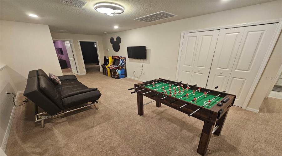 Davenport, Florida 33897, 5 Bedroom Bedrooms, ,4 Bathroombathrooms,Residential,For Sale,Lana,0,Mfro6440172