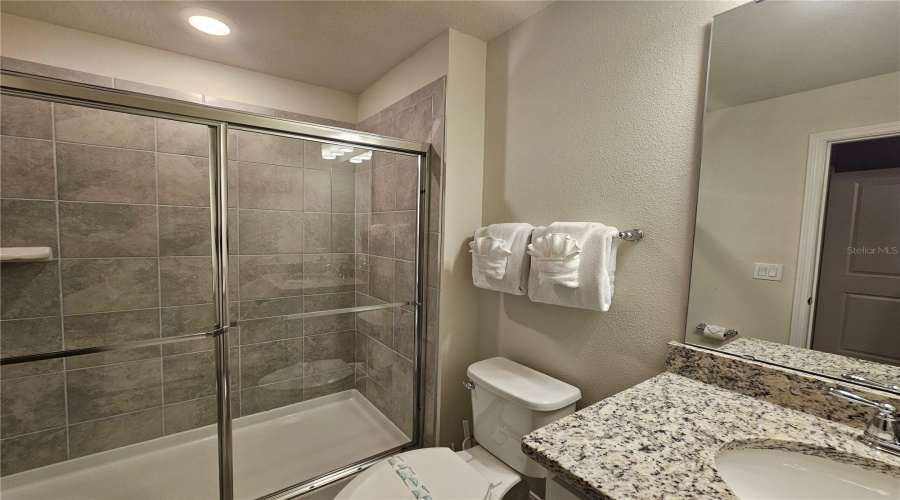 Davenport, Florida 33897, 5 Bedroom Bedrooms, ,4 Bathroombathrooms,Residential,For Sale,Lana,0,Mfro6440172