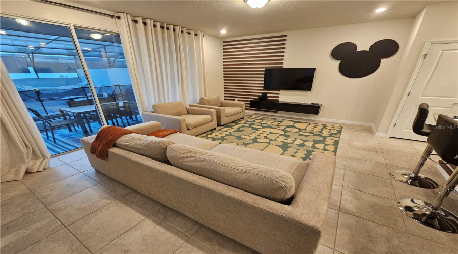 Davenport, Florida 33897, 5 Bedroom Bedrooms, ,4 Bathroombathrooms,Residential,For Sale,Lana,0,Mfro6440172