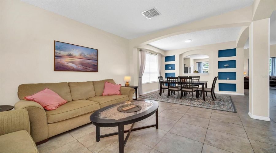 Kissimmee, Florida 34747, 7 Bedroom Bedrooms, ,4 Bathroombathrooms,Residential,For Sale,Sunrise Key,0,Mfro6440479