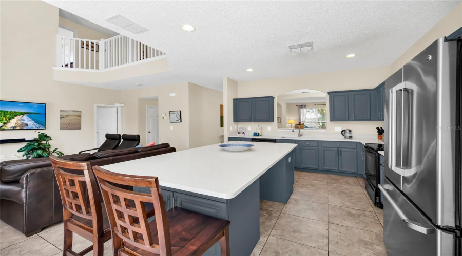 Kissimmee, Florida 34747, 7 Bedroom Bedrooms, ,4 Bathroombathrooms,Residential,For Sale,Sunrise Key,0,Mfro6440479