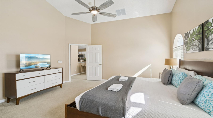 Davenport, Florida 33897, 3 Bedroom Bedrooms, ,2 Bathroombathrooms,Residential,For Sale,Lockbreeze,0,Mfro6440664