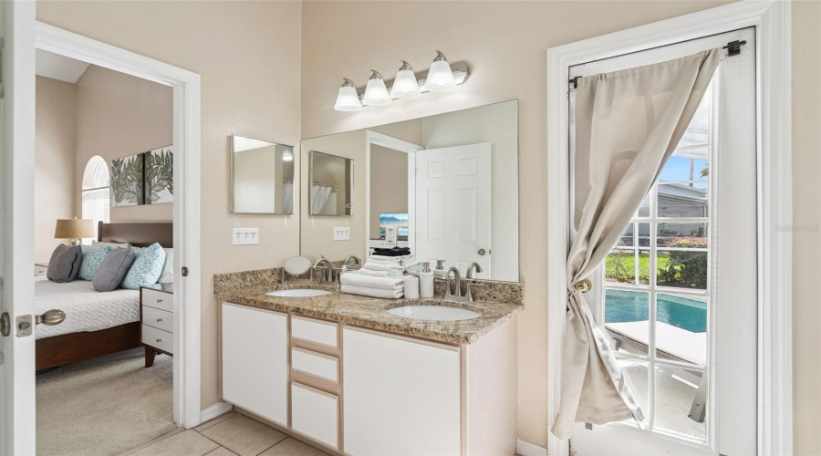 Davenport, Florida 33897, 3 Bedroom Bedrooms, ,2 Bathroombathrooms,Residential,For Sale,Lockbreeze,0,Mfro6440664