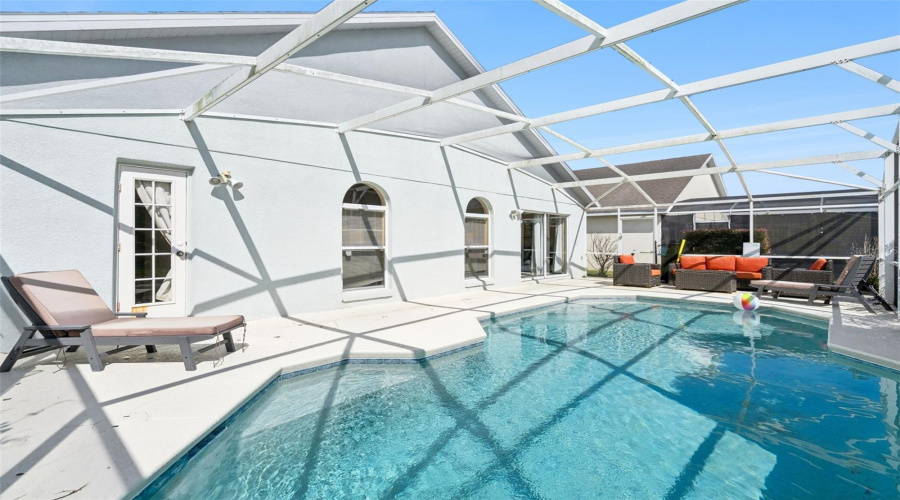 Davenport, Florida 33897, 3 Bedroom Bedrooms, ,2 Bathroombathrooms,Residential,For Sale,Lockbreeze,0,Mfro6440664