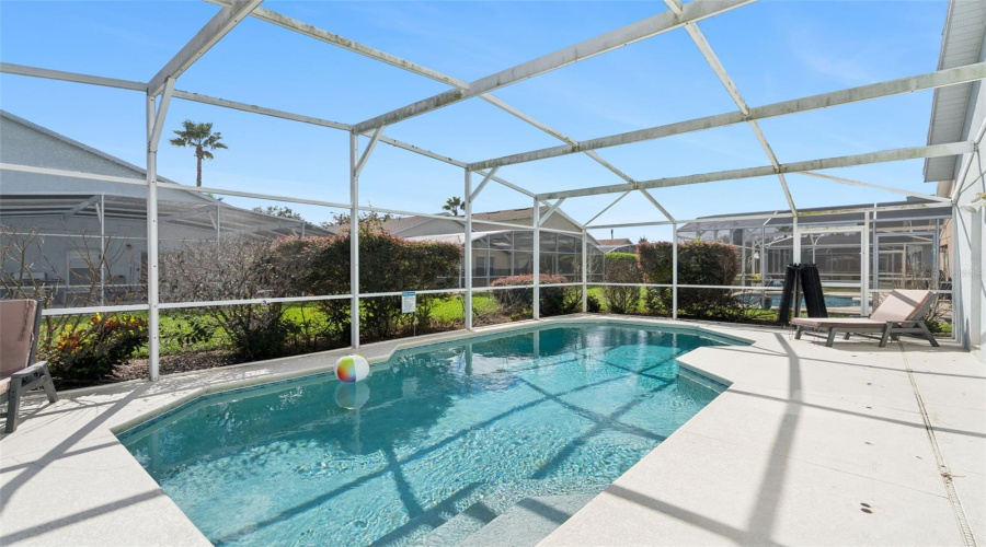 Davenport, Florida 33897, 3 Bedroom Bedrooms, ,2 Bathroombathrooms,Residential,For Sale,Lockbreeze,0,Mfro6440664