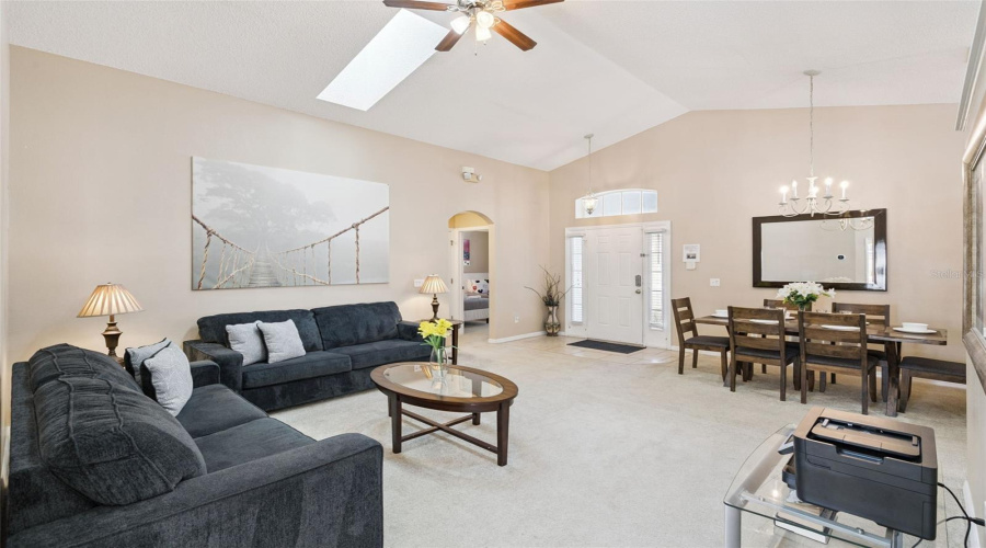 Davenport, Florida 33897, 3 Bedroom Bedrooms, ,2 Bathroombathrooms,Residential,For Sale,Lockbreeze,0,Mfro6440664