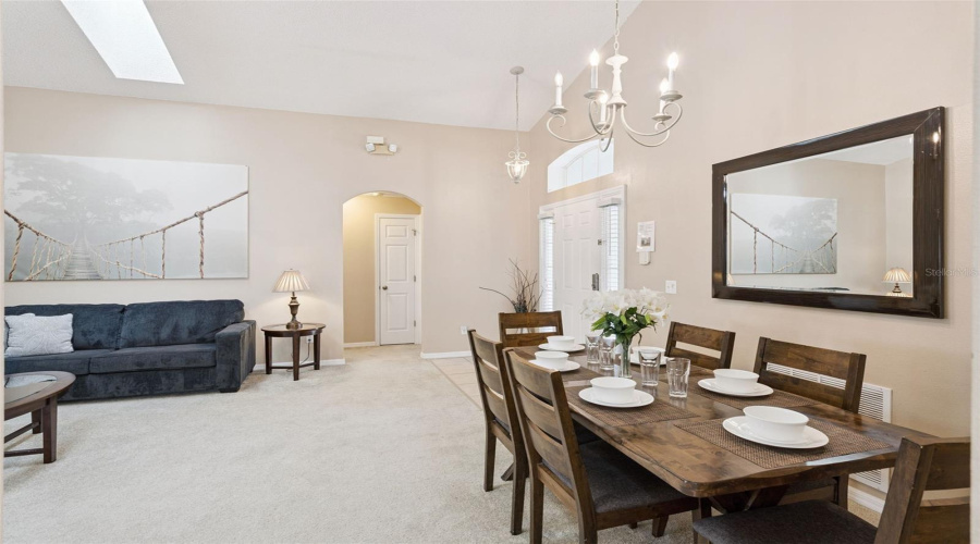 Davenport, Florida 33897, 3 Bedroom Bedrooms, ,2 Bathroombathrooms,Residential,For Sale,Lockbreeze,0,Mfro6440664